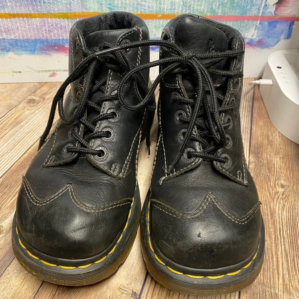Rare! Dr. Martens Vintage #12278 Daisy Wingtip 90s Boots Women's Size 9/41 Y2K - Picture 1 of 9